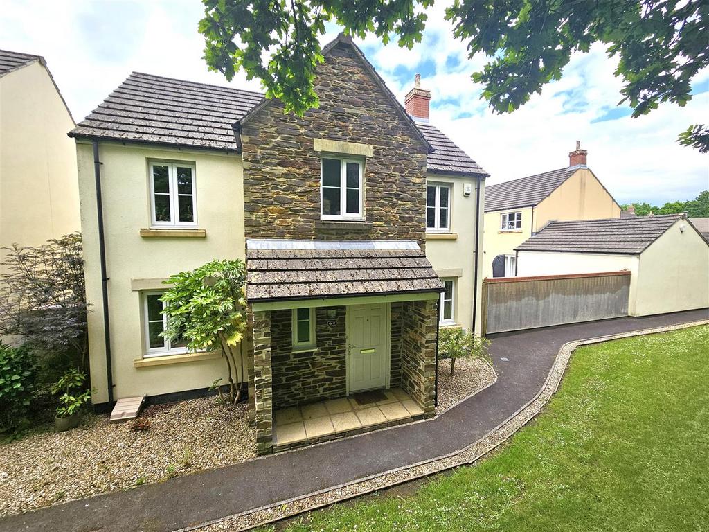 Woodpecker Way, Whitchurch, Tavistock 4 bed detached house for sale £