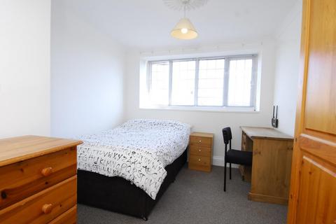 4 bedroom apartment to rent, Plymouth PL4