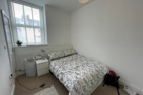 1 bedroom apartment to rent, Addison Road, Flat 4, Plymouth PL4