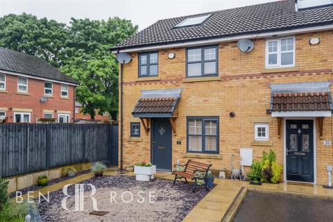 3 bedroom end of terrace house for sale, Quarry Road, Chorley