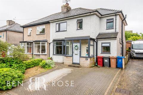 4 bedroom semi-detached house for sale, Livesey Branch Road, Blackburn