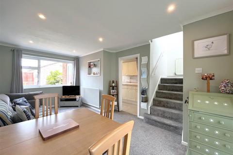 130 Deansway, Warwick, CV34 5DQ