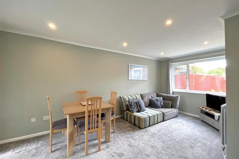 130 Deansway, Warwick, CV34 5DQ