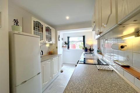 130 Deansway, Warwick, CV34 5DQ