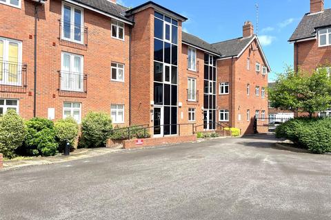 2 bedroom apartment to rent, Coventry Road, Warwick
