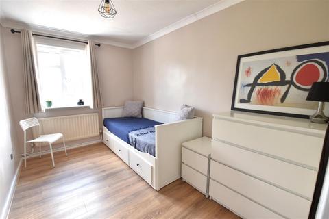 25, Langmore Court Hanover Way, Bexleyheath, DA6 8BZ