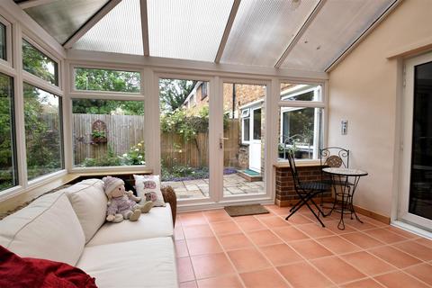 5 Downe Close, Welling, DA16 1BG