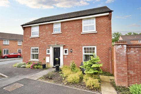 4 bedroom detached house for sale, Clarendon Close, Corby NN18