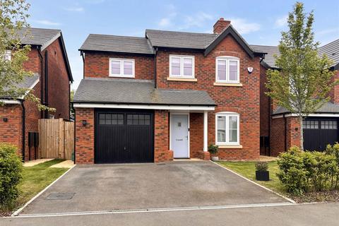 3 bedroom detached house for sale, Admiral Cowan Way, Kineton