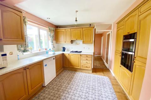 4 bedroom detached house for sale, 3 Kingston Drive, Shrewsbury, SY2 6SB