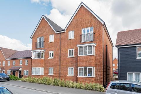 2 bedroom apartment for sale, Lime Place, Wouldham, Rochester