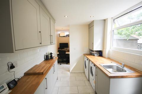 1 Beechwood Close, Blythe Bridge, Stoke-on-trent, ST11 9RH