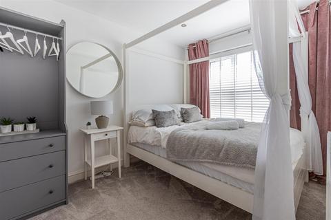 1 bedroom flat for sale, Ninian Road, Cardiff CF23