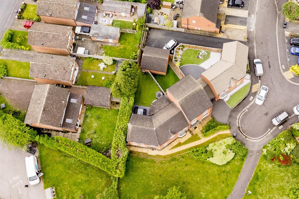 17 Didsbury Close 3.jpg
