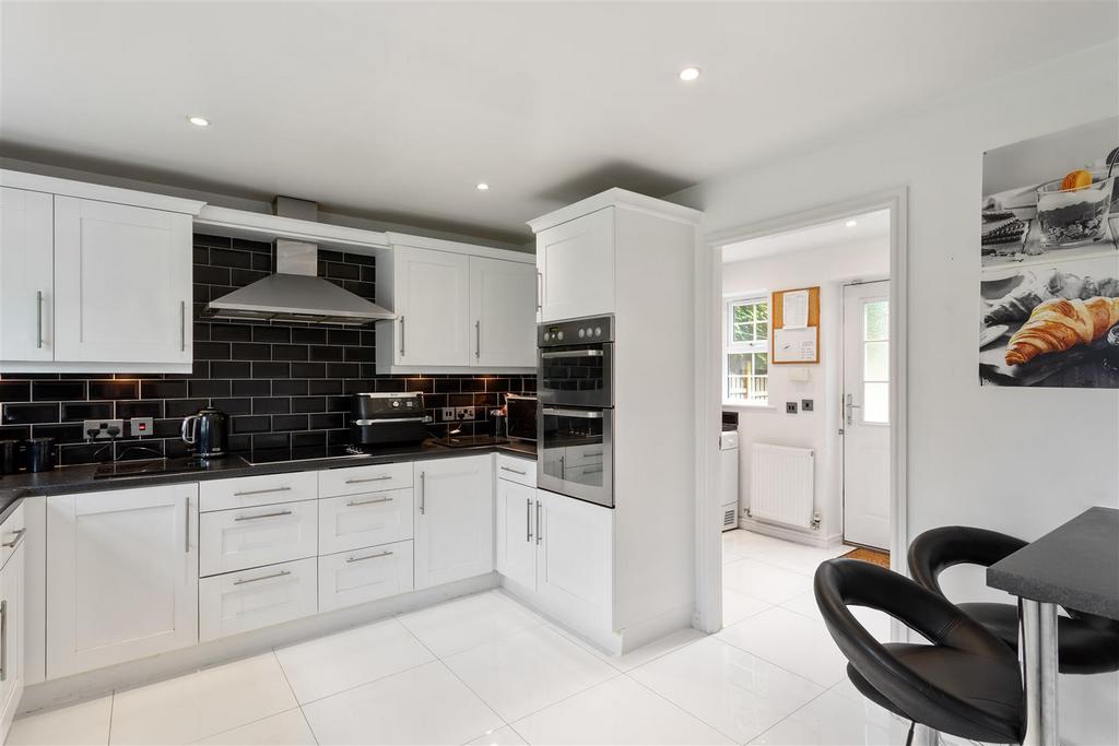 17 Didsbury Close 9.jpg