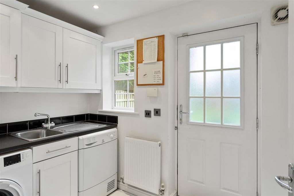 17 Didsbury Close 19.jpg