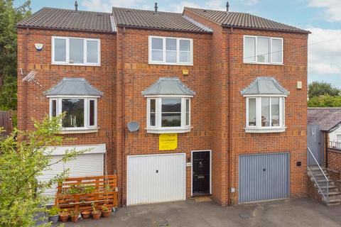 2 bedroom townhouse for sale, Redland Grove, Nottingham NG4