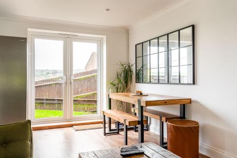 3 bedroom house for sale, Connell Drive, Brighton