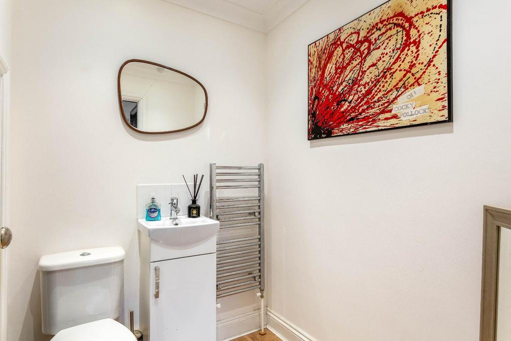 66 Connell Drive-11.jpg