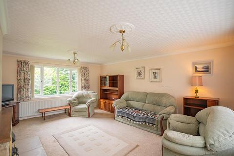 5 bedroom detached house for sale, Link Elm Close, St Johns, Worcester, Worcestershire, WR2 4NG