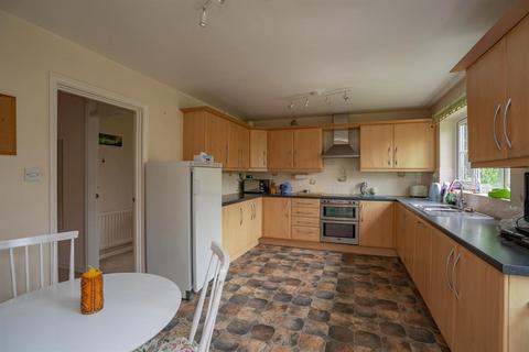 5 bedroom detached house for sale, Link Elm Close, St Johns, Worcester, Worcestershire, WR2 4NG