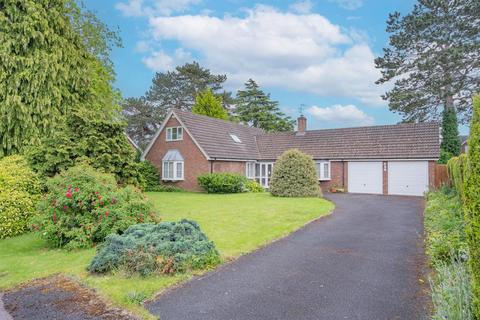 5 bedroom detached house for sale, Link Elm Close, St Johns, Worcester, Worcestershire, WR2 4NG