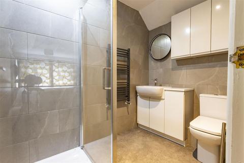 29 Central Drive, Wingerworth, Chesterfield, S42 6QN