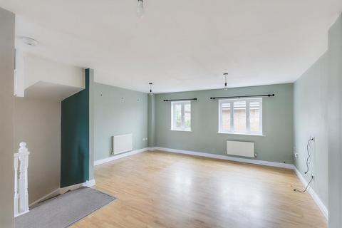 4 Thales Drive, Arnold, Nottingham, NG5 7NF