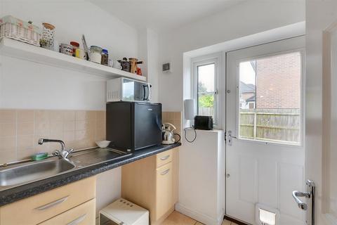4 Thales Drive, Arnold, Nottingham, NG5 7NF