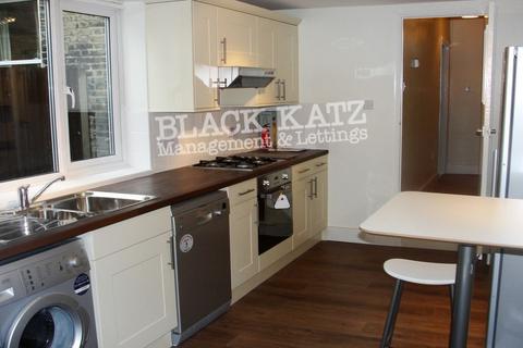 undefined, SE1
