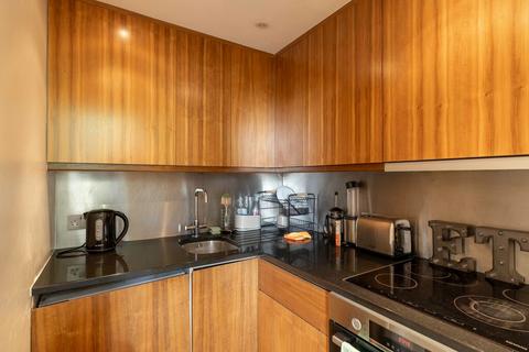 1 bedroom flat to rent, Cornwall Gardens, South Kensington, SW7