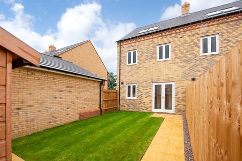3 bedroom semi-detached house for sale, Kennett at Willow Grove Southern Cross, Wixams, Bedford MK42