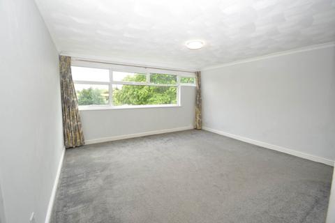 1 bedroom apartment to rent, ADDLESTONE