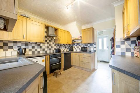 3 bedroom terraced house for sale, Gordon Road, Dereham