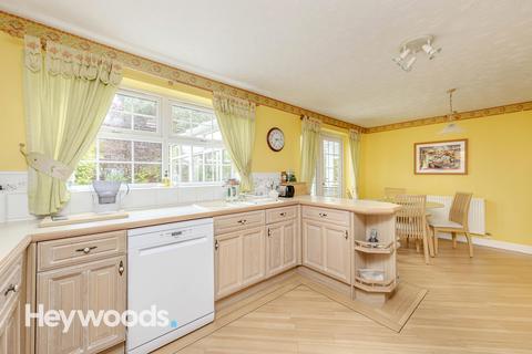 15 Ash Way, Newcastle, ST5 3UB