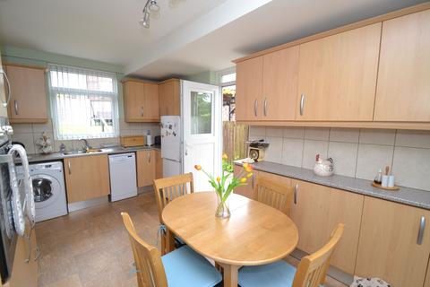 3 bedroom semi-detached house for sale, Thackley, Thackley BD10