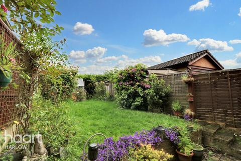 12 Latton Green, Harlow, CM18 7EP
