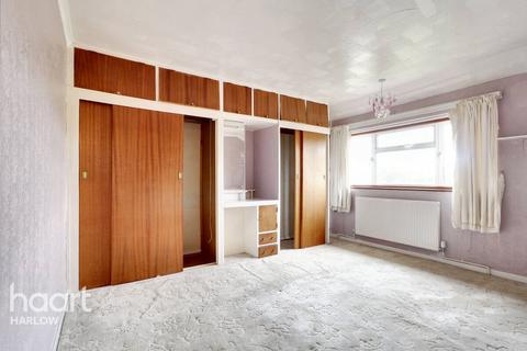 12 Latton Green, Harlow, CM18 7EP