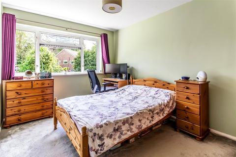 2 bedroom flat for sale, Horsham Road, Dorking, RH4