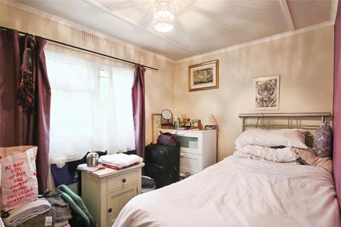 2 bedroom park home for sale, Park Lane, Finchampstead, Wokingham, Berkshire, RG40