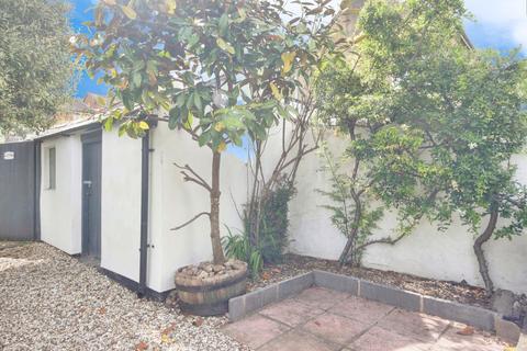 2 bedroom cottage for sale, Painswick Road, Gloucester, GL4