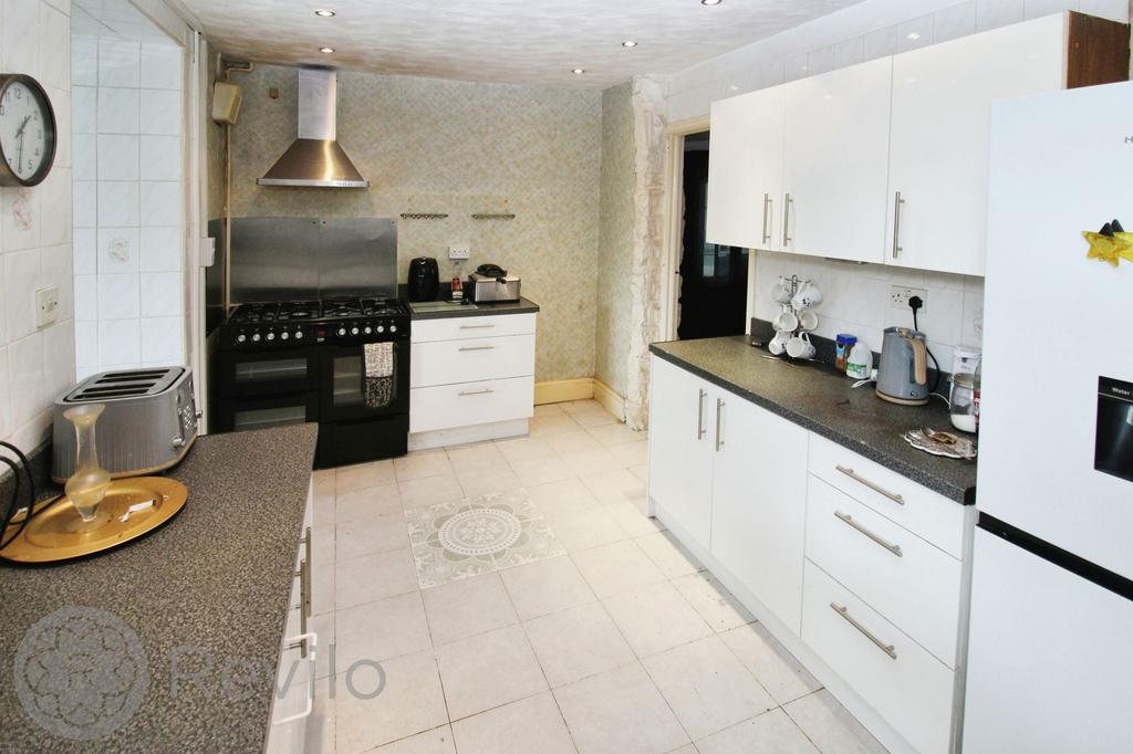 Kitchen / Utility