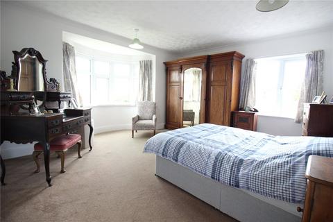 4 bedroom detached house for sale, South Place, Lee-On-The-Solent, Hampshire, PO13