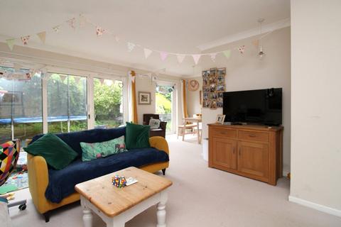 3 bedroom end of terrace house for sale, Ash Close, Woodbridge, Suffolk, IP12