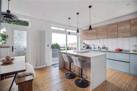 3 bedroom end of terrace house for sale, Ross Road, London, SE25