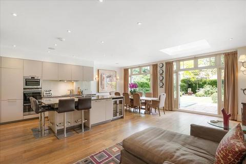 7 bedroom house for sale, Stevenage Road  , Fulham, London, SW6