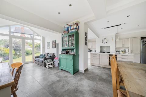 4 bedroom semi-detached house for sale, Pollards Hill North, London SW16