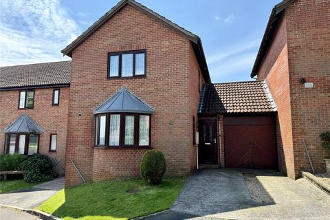 3 bedroom link detached house for sale, Bampton Avenue, Somerset TA20