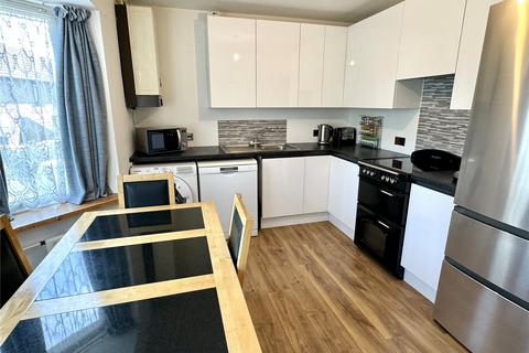 44 Bampton Avenue, Chard, TA20 1DS