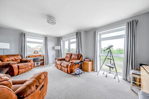 2 bedroom apartment for sale, Beddington Gardens, Wallington SM6